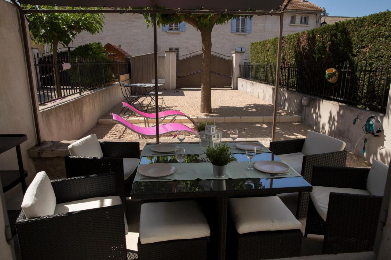 Maison Tendance Avec Jardin, Centre Village, Alpilles, Familles Eyragues Экстерьер фото